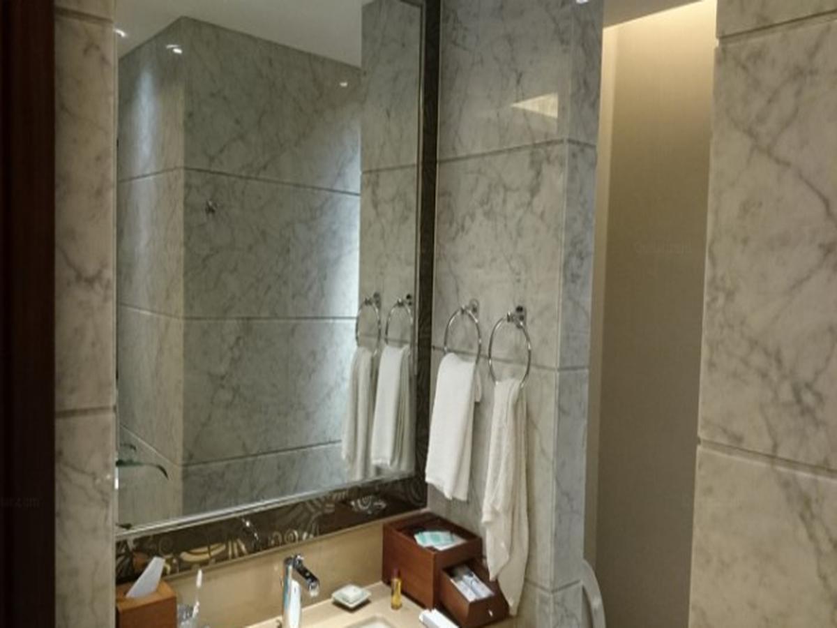 Gloria Grand Hotel Wuxi Уси Екстериор снимка